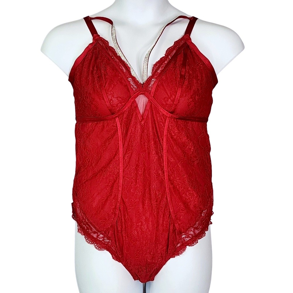 Torrid Red Lace Rhinestone Bodysuit Women 2X Strappy V-Neck Lingerie Sexy Glam